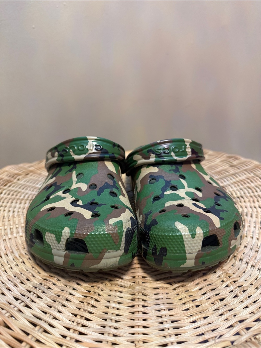 CROCS Classic Clog - Green Camo - Picture 6 of 6